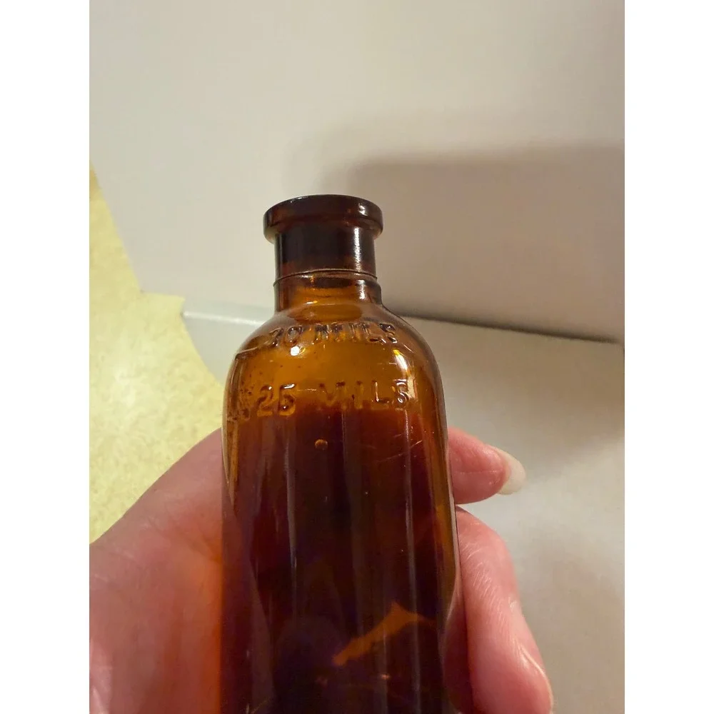 Illinois Glass Company vintage amber
